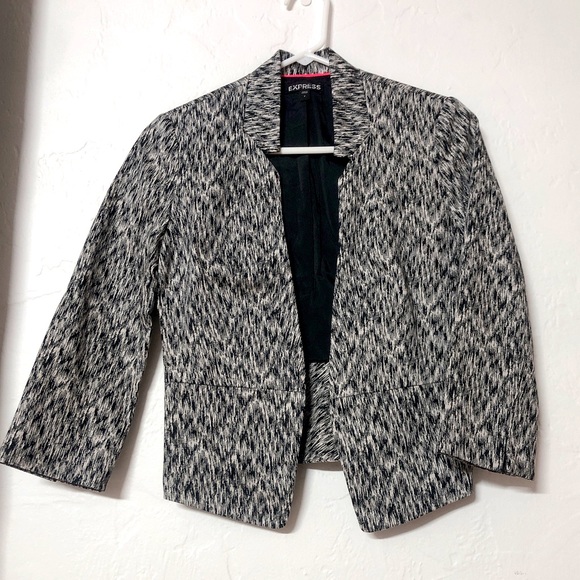 Express Size 2 Blazer - Picture 3 of 5